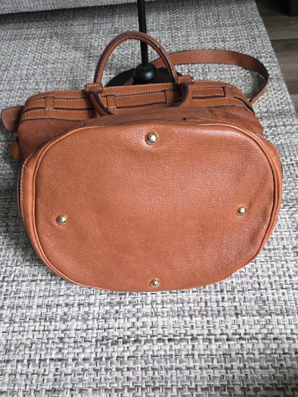 Michael Kors Kingsbury Leather Tote - Picture 6 of 16